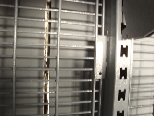 Heavy duty shelving structure