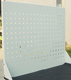 Vertical hanging board