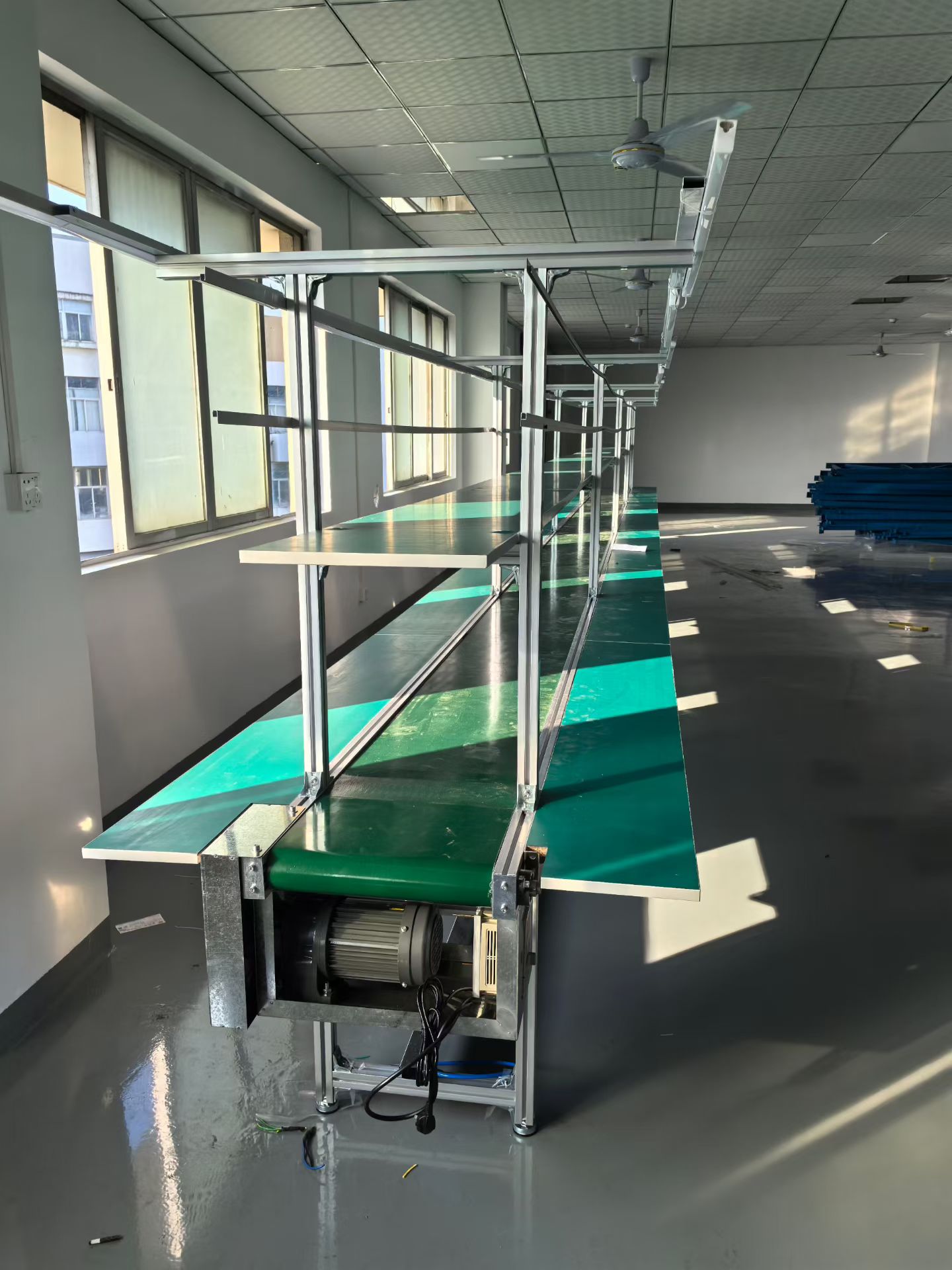 YiBao Custom Industrial Conveyor Belt Workbench/suitable For Factories/electronics Factories/assembly Line Workbenches
